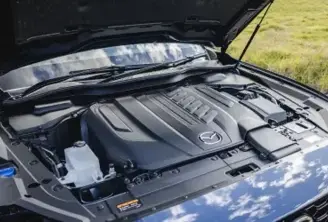 ¿CÓMO LAVAR EL MOTOR DE UN AUTO Y PARA QUÉ SIRVE? 