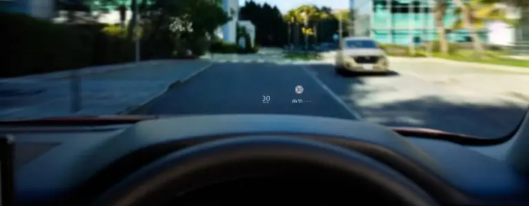 HEAD-UP DISPLAY: LA INFORMACIÓN IMPORTANTE DONDE SIEMPRE ESTÁS MIRANDO