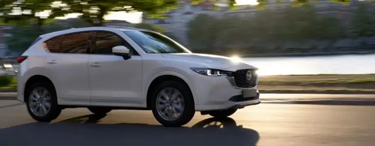 VENTANAS ABAJO: CÓMO AFECTA LA AERODINÁMICA Y EL CONSUMO DE TU AUTO