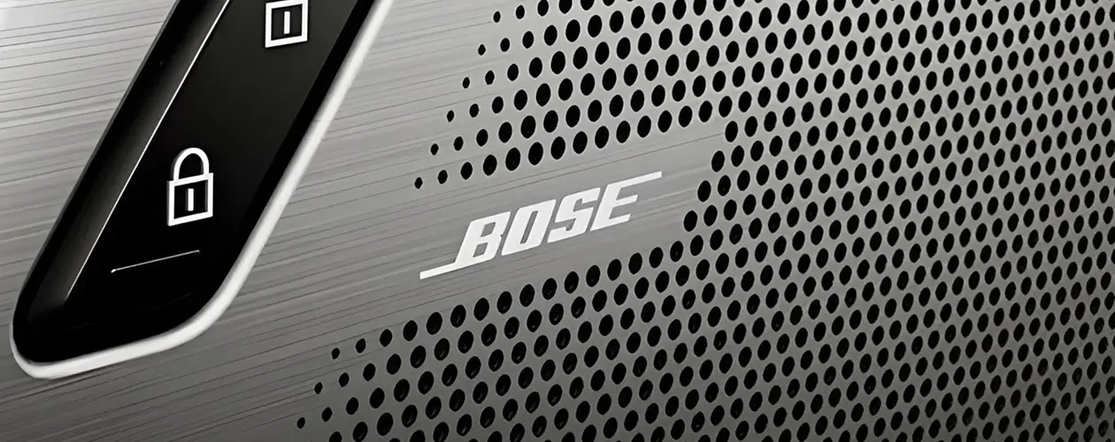 Sonido Envolvente con Parlantes Bose®