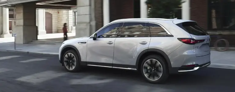 ¿QUÉ BENEFICIOS OFRECE UN SUV CON 3 FILAS DE ASIENTOS?